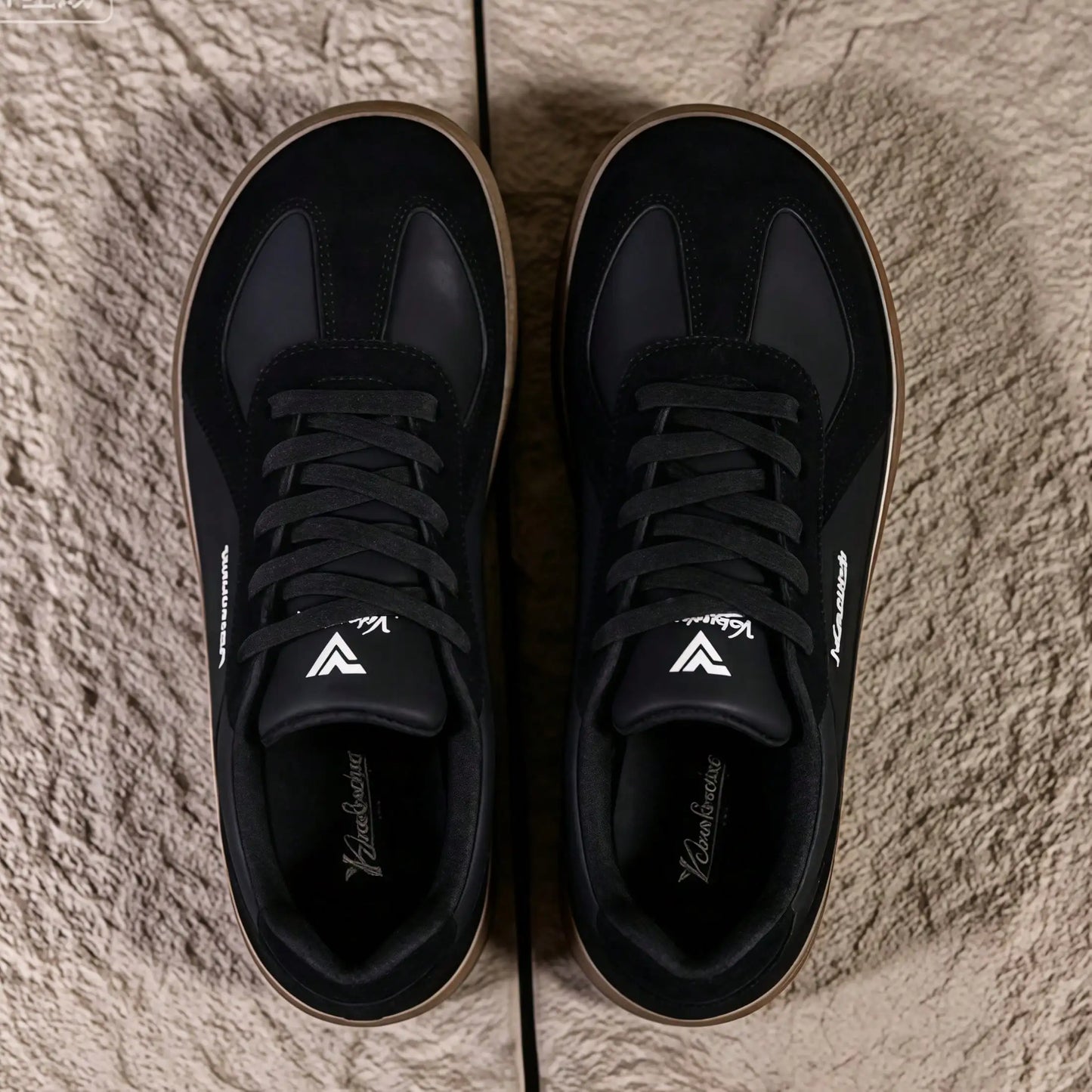 Women Retro Low Top Sneakers Wide Toe Box Lace Up Soft Leather/Flat Gum Sole Minimalist Casual Walking Trainers Office Daily Travel