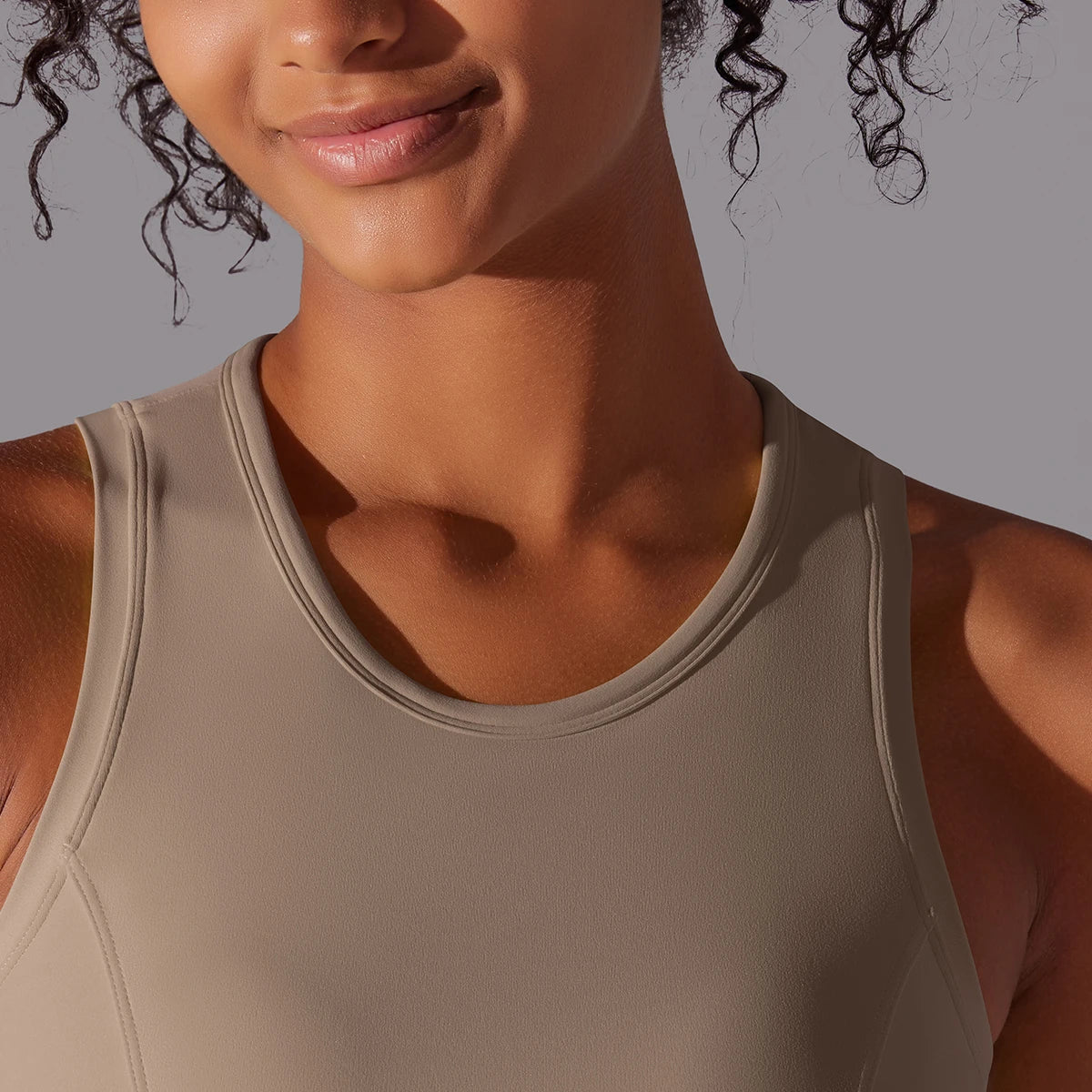 Sleeveless Yoga Vest Slim Sportswear  Stretchy Slim Sports Bra/Breathable Pleated Tank Top Quick Dry Fitness Wear Sexy Slim Top