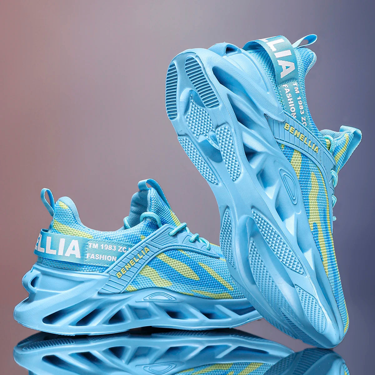 Running shoes for men and women lightweight mesh breathable and comfortable/flat and soft Running shoes
