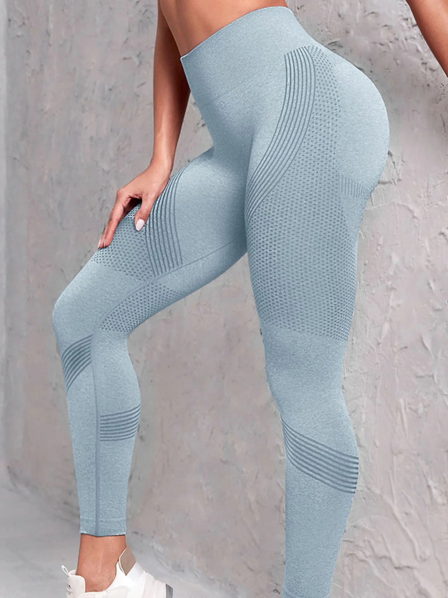 High Waist Compression Leggings with Butt Lift Technology for Women/Tummy Control Yoga Pants with Stretchy Contour