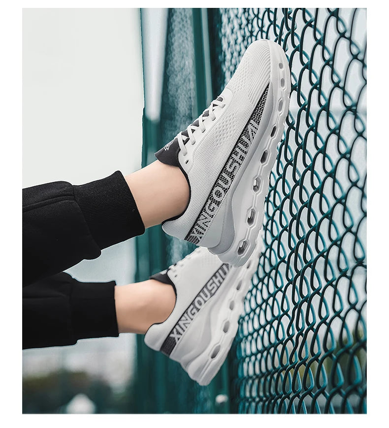New men shoes Couple Mesh Sneakers Breathable Sports/Casual Shoes with Anti-Slip and Cushioning Running Shoes