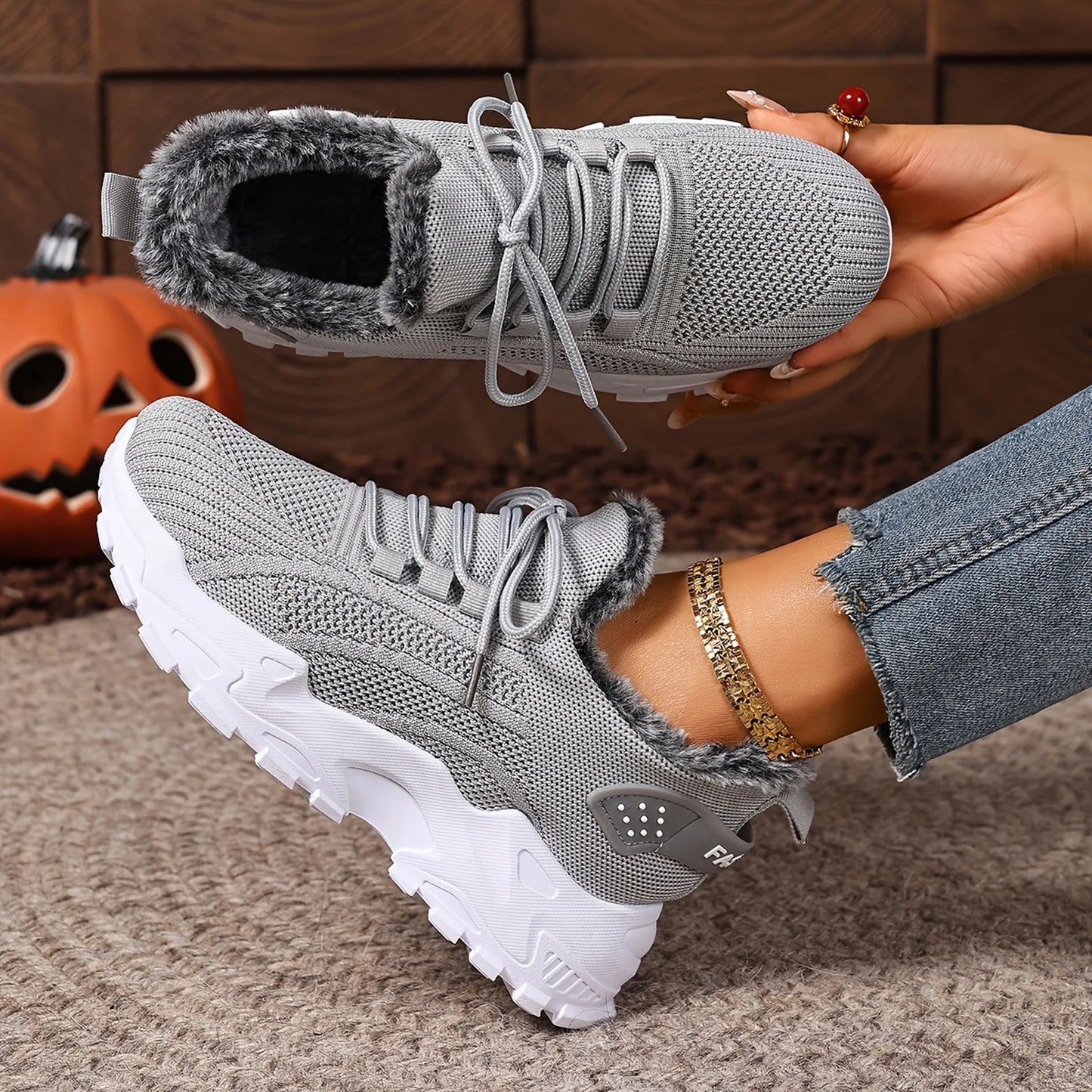 Sneakers Women's Winter Warm Sports Shoes Non Slip Soles/Suitable for Cold Weather Outdoor Walking Sports Shoes Ladies Sneakers