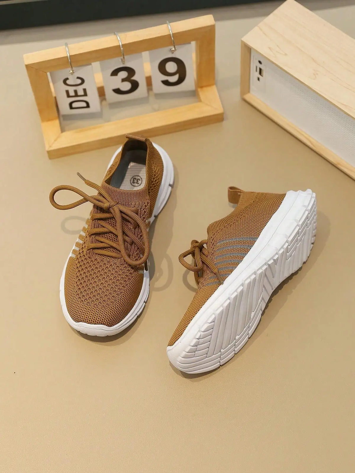 1 Pair Girls Knitted Lace-Up Design Flat Breathable Slip-On/Casual Sports Shoes Suitable For Spring & Autumn Seasons