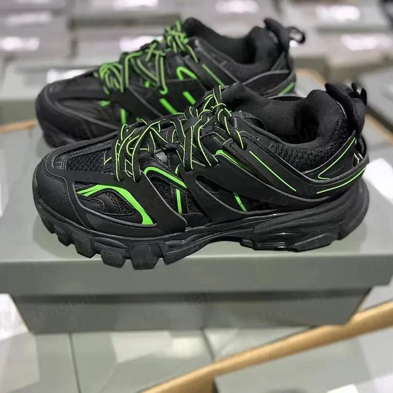 Designer Tracks 3 3.0 Men Casual Shoes Paris Triples White/Black Pink Grey Beige Sneakers Brand 18s