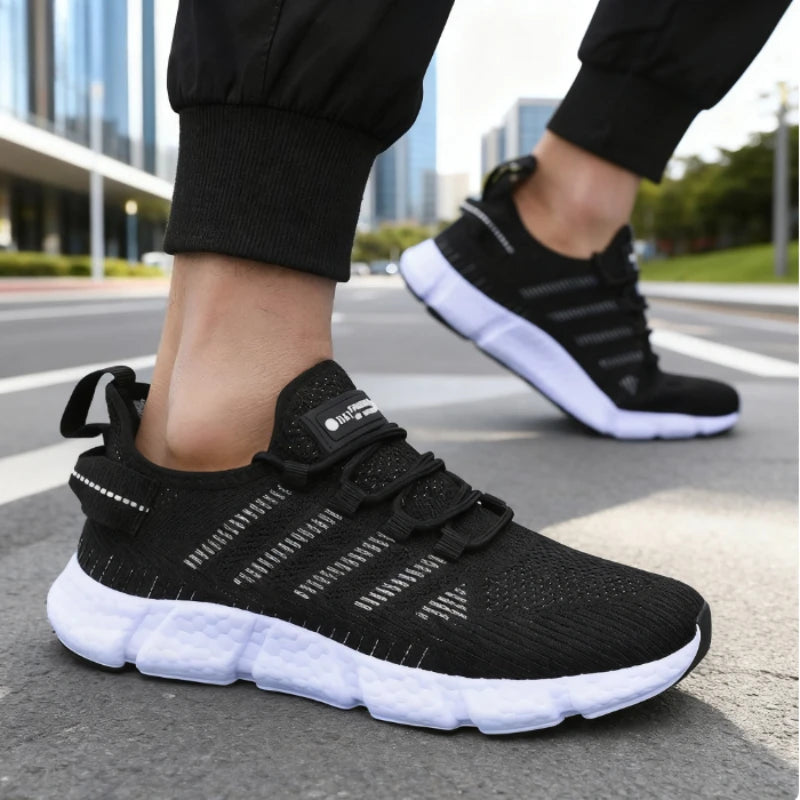 Running Shoes for Men Lightweight Soft Soled Mesh Breathable/Lace Up Casual Shoes Outdoor Exercise Sneakers Men