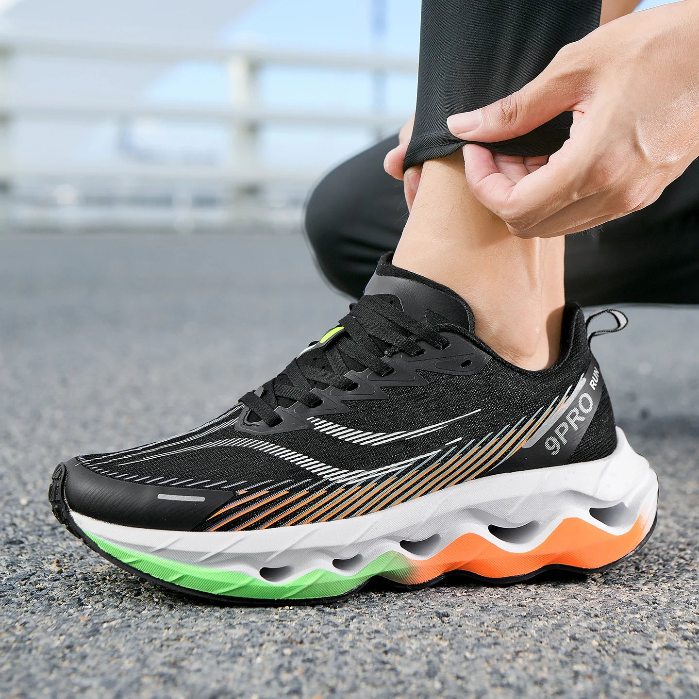 Sports Shoes for Women Breathable High Elasticity Fashion Lace Up/Training Running Shoes New Soft Soled Sneakers