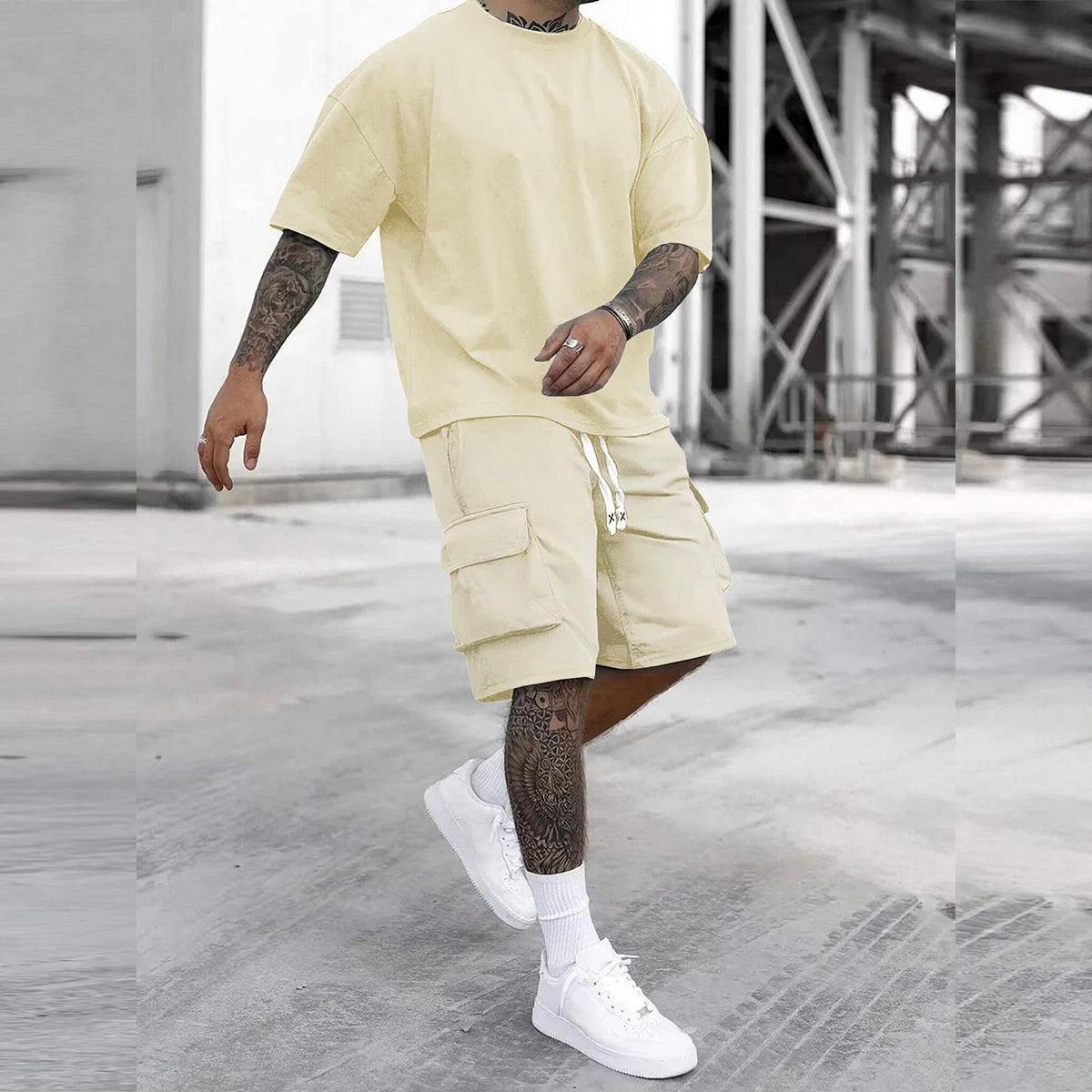 2-Pack Men's New Multi-Pocket Cargo Pants and Short Sleeve T-Shirt Set/Stylish Fit  Suitable for Sports Casual Wear Shirt