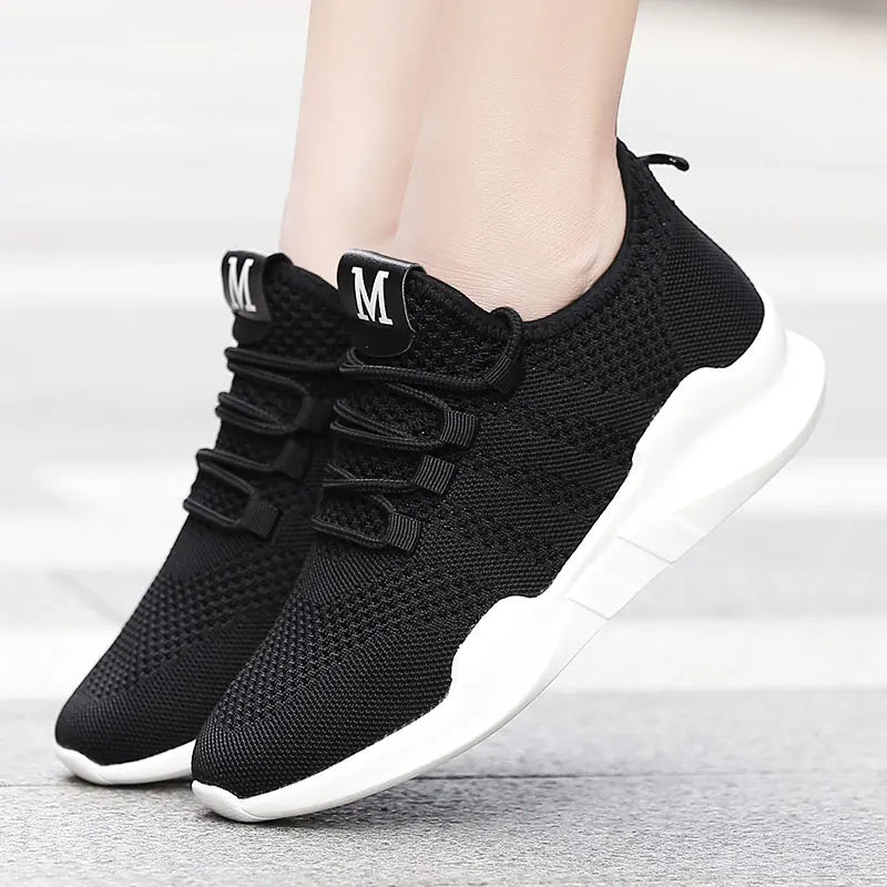 Non-slip Men Shoes New Summer Fashion Lightweight/Running Casual Shoes Breathable Comfortable Men Shoes Sneakers