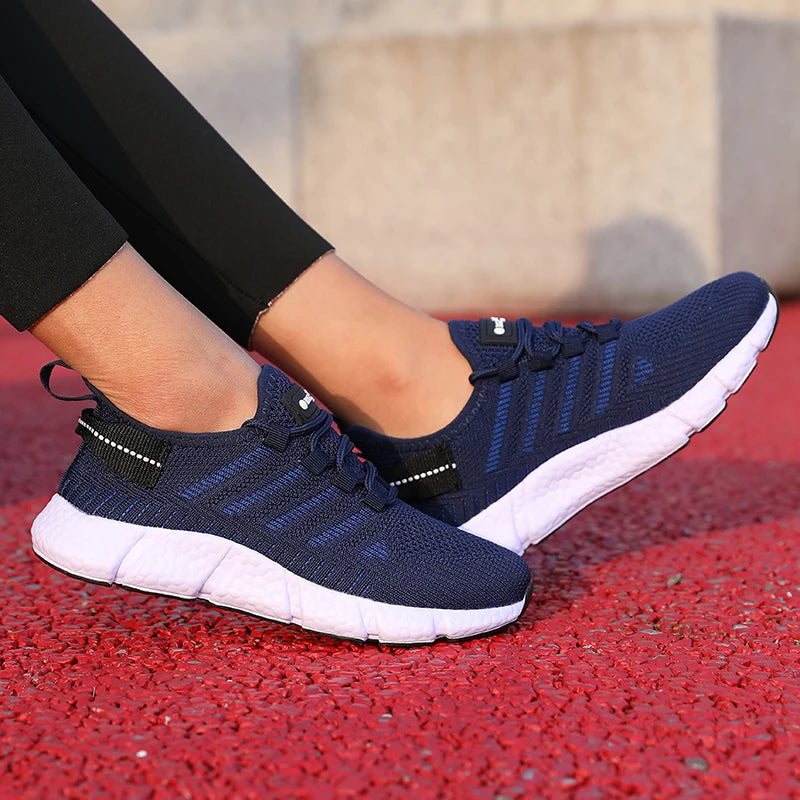 Summer New Women’s Running Shoes Fashion Anti Slip Hiking/Mesh Breathable Lace Up Shoes Lightweight Comfortable Couple Sneakers