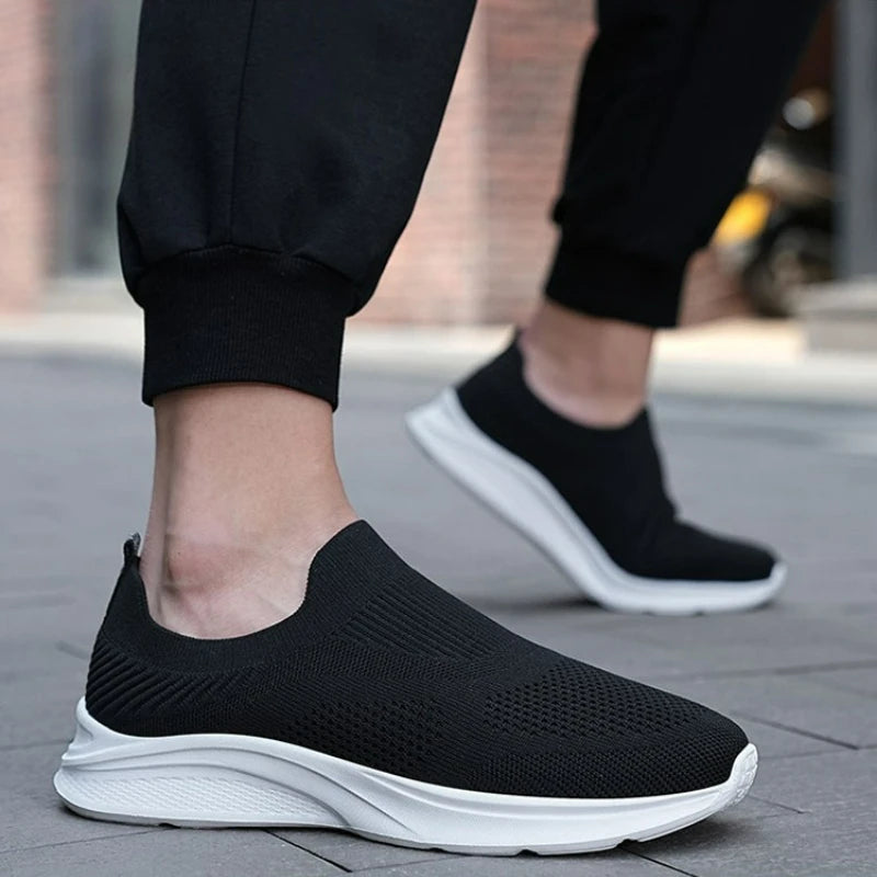 Sneakers Lightweight Loafers Summer Mesh Soft Sole Running/Plus Size Walking Men Outdoor Breathable Casual Shoes