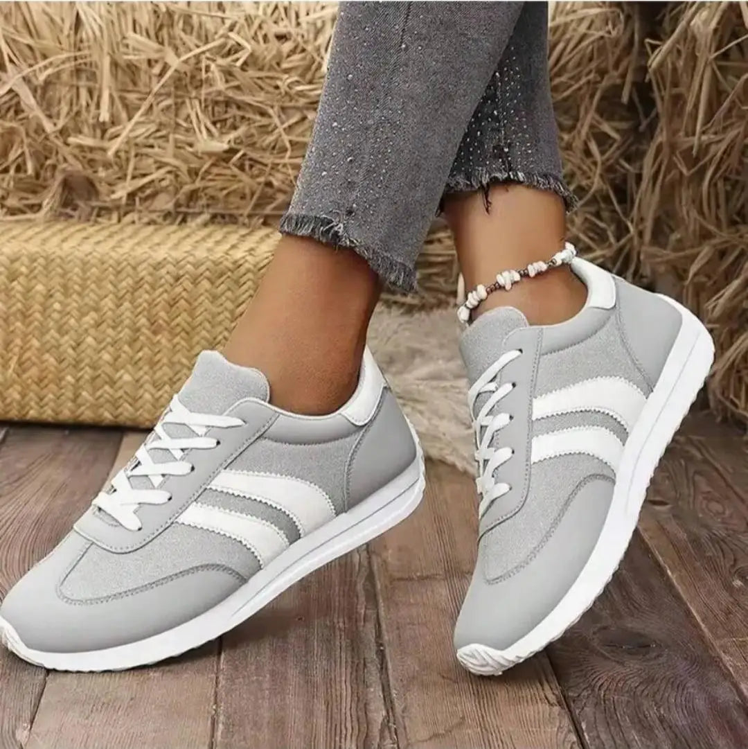 Women Striped Retro Casual Sneakers Lightweight Soft Sole Breathable/Low Top Lace Up Non Slip Comfortable Fashion Athletic Walking Shoes