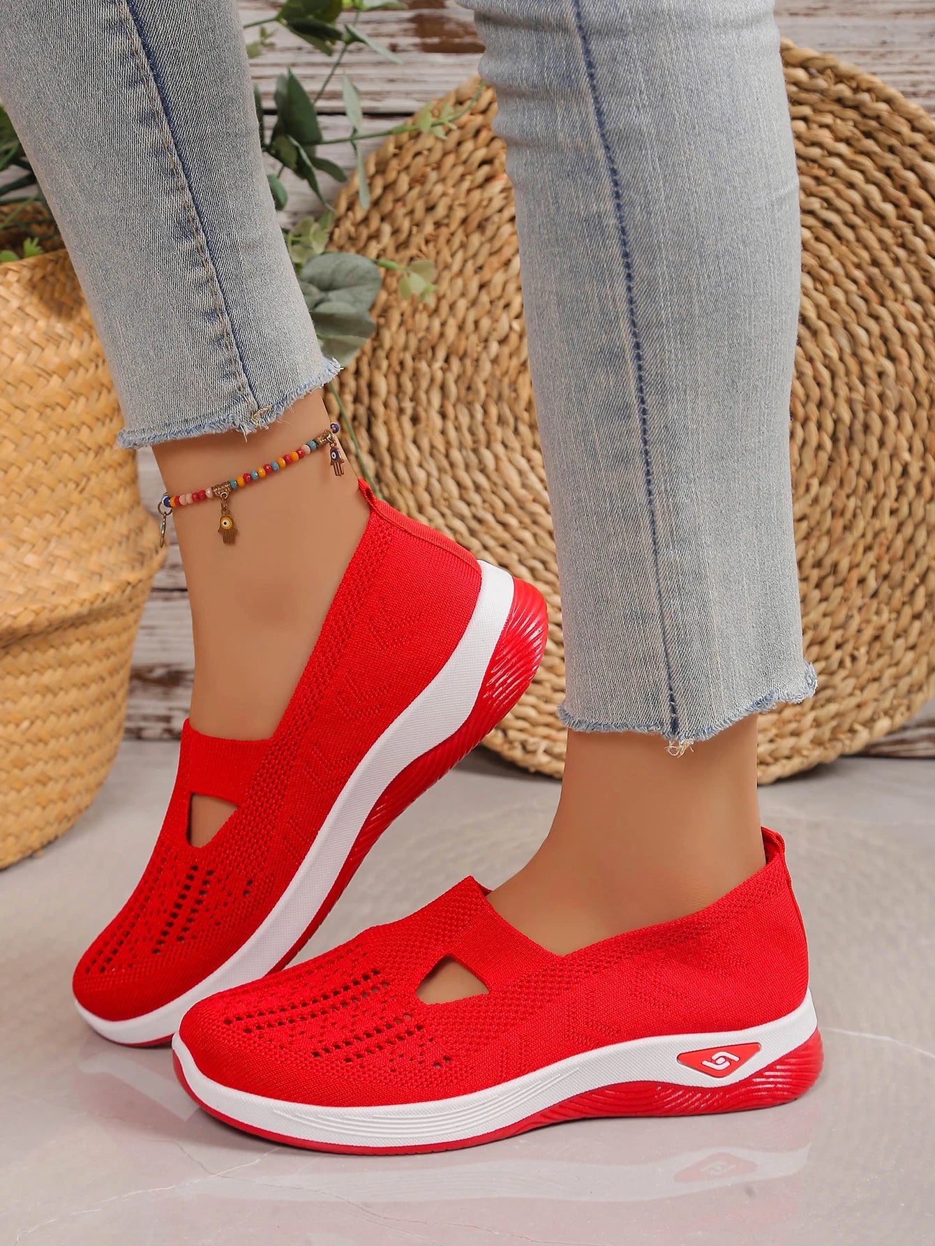 Women's shoes Solid Color Breathable Sneakers casual sneaker/women's summer sneakers Low-top Knitted Casual Shoes Mom Shoes