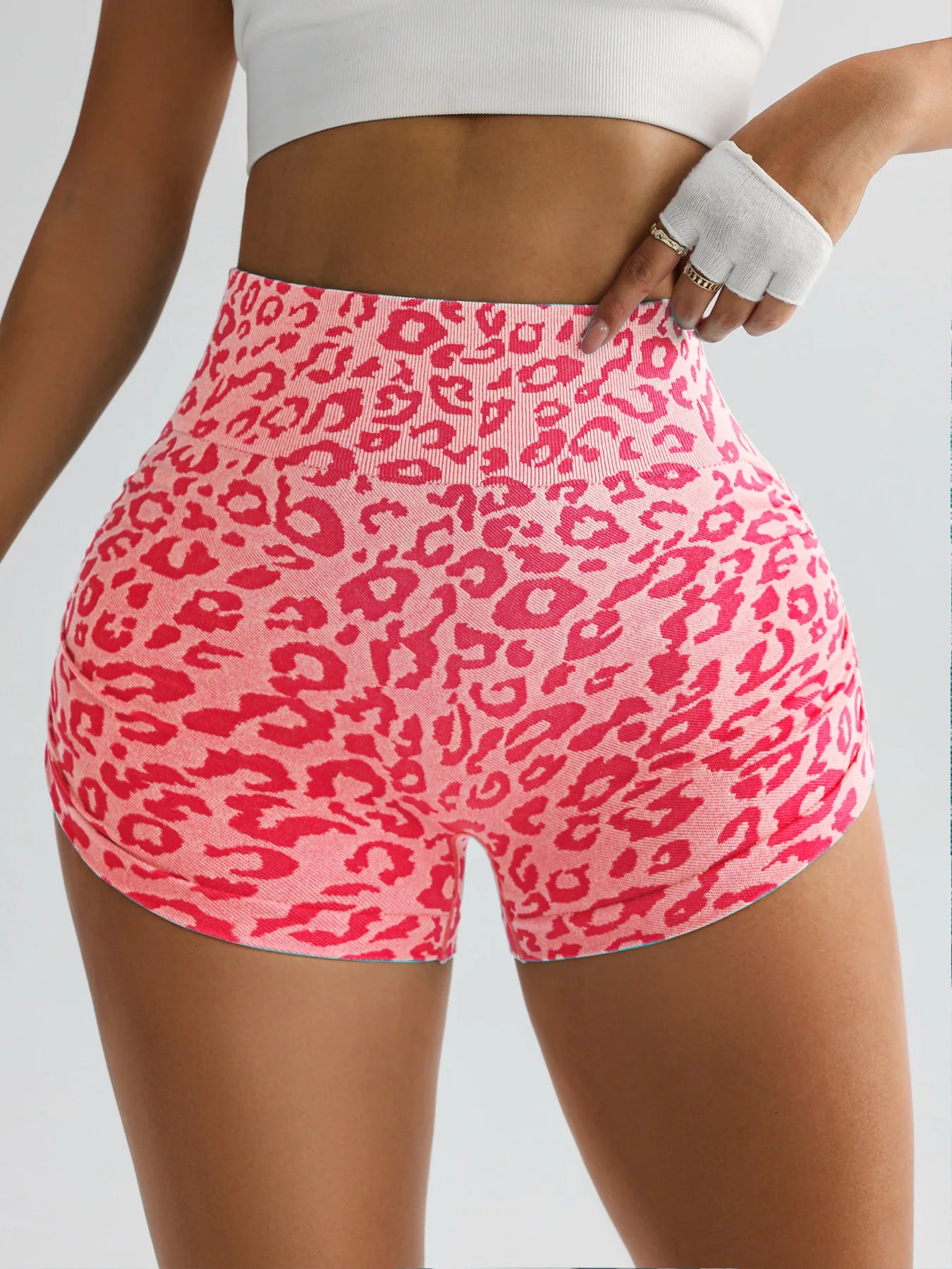 Women High Waist Leopard Print Shorts Seamless Slim Leggings  Hip Lifting/Gym Running Cycling Yoga Shorts Summer for Women