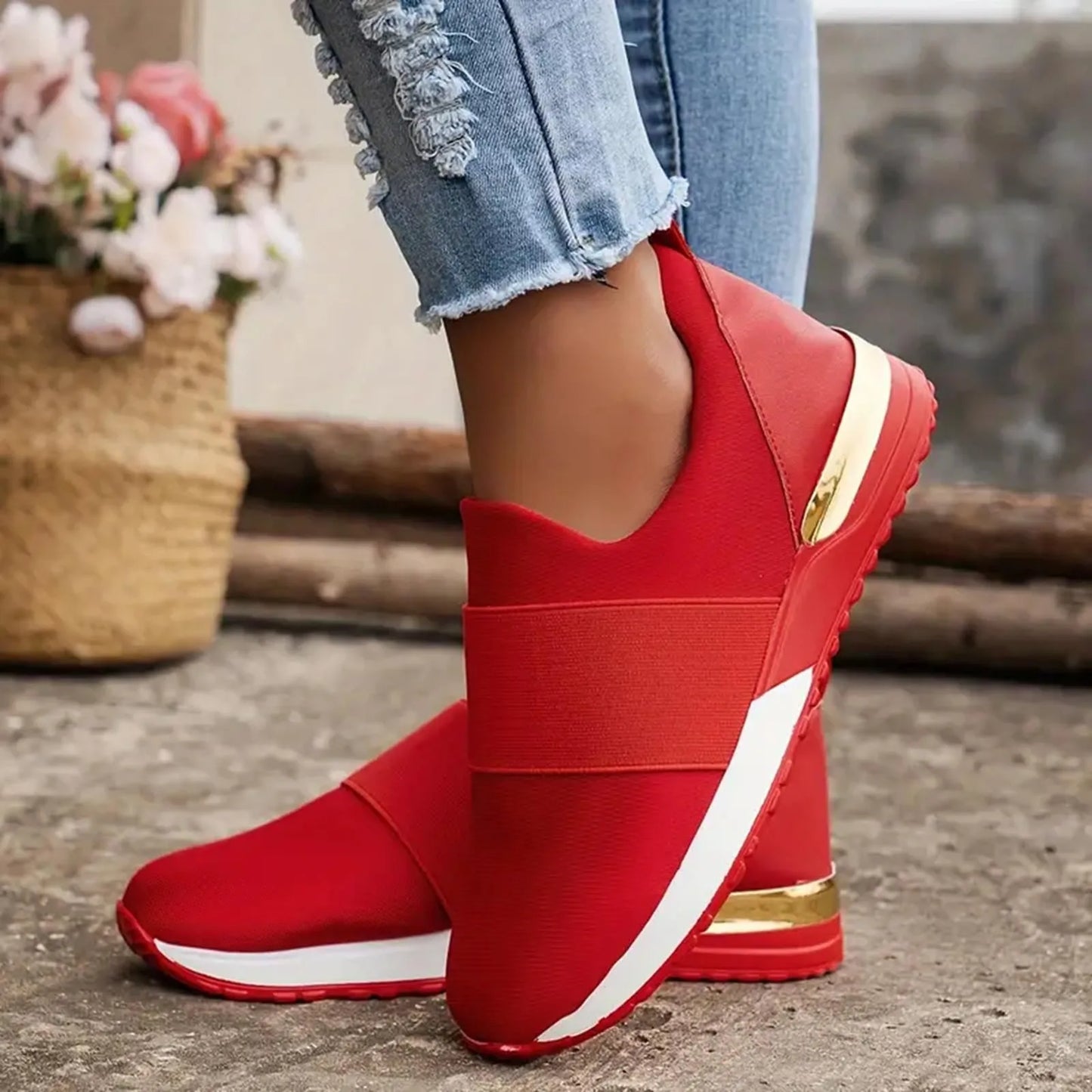 Women's Walking Sneakers Fashionable Breathable Mesh/Women's Casual Shoes With Arch Support Leather Slip On Shoes