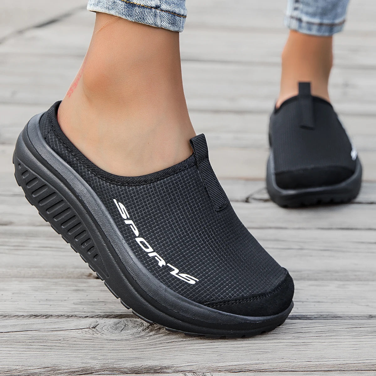 Summer women's one foot sports shoes breathable thin mesh/lazy shoes toe cap half drag sandals women's shoe