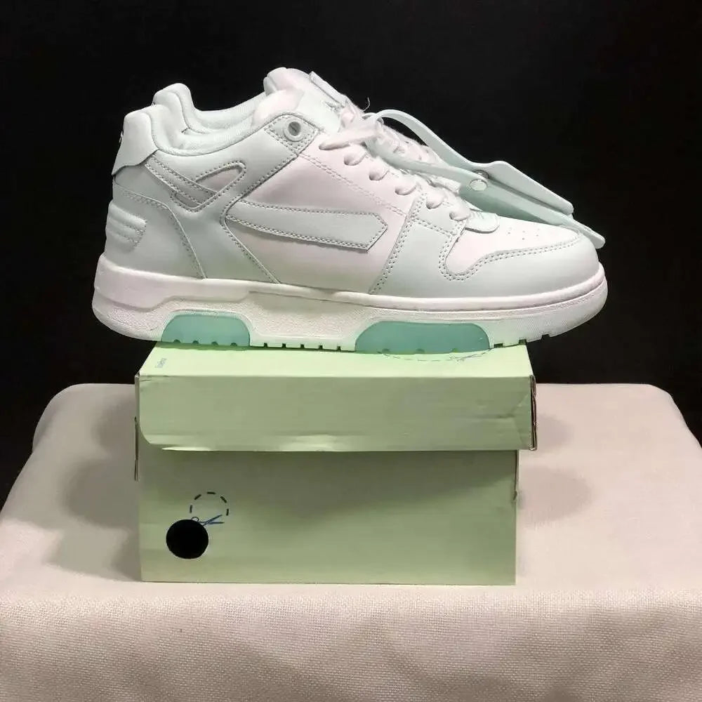 Men Designer Sneakers Low Fashion Top Suede Leather Platform/Trainer Breathable Casual Sport Shoes Dress Trainers