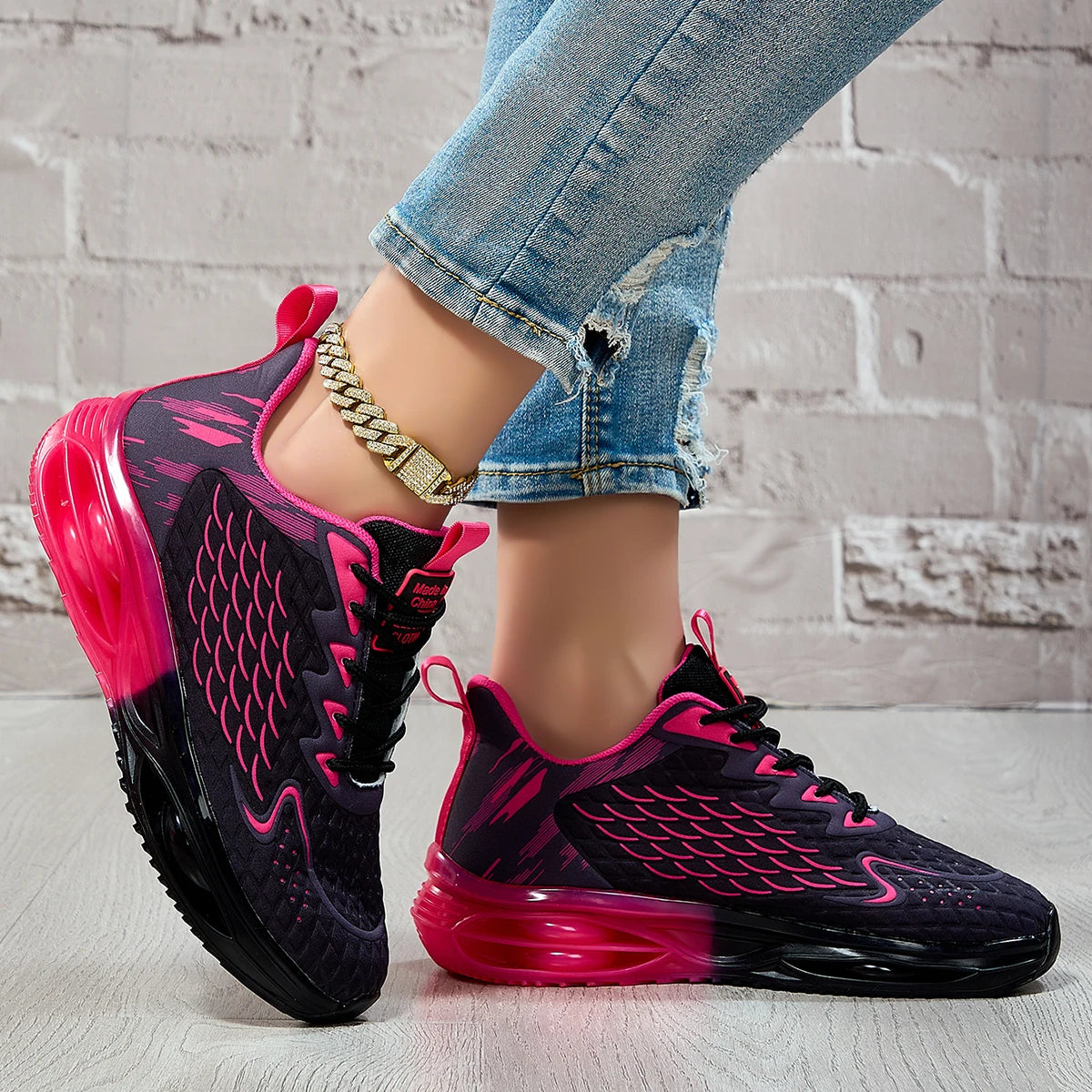 Women Gradient Scale Pattern Air Cushion Sneakers Breathable/Flying Weave Mesh Shock Absorb Non Slip Lace Up Running Shoes