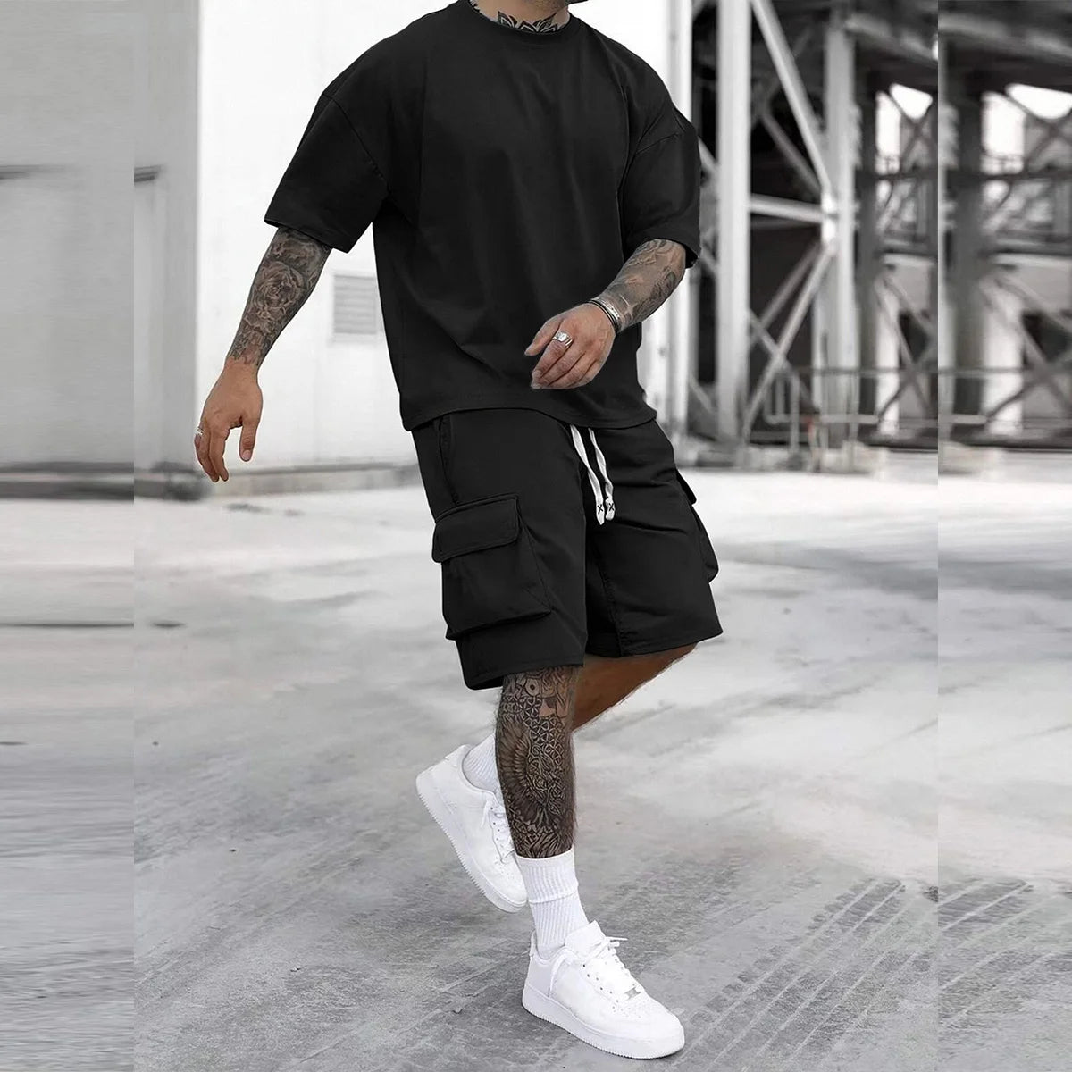 2-Pack Men's New Multi-Pocket Cargo Pants and Short Sleeve T-Shirt Set/Stylish Fit  Suitable for Sports Casual Wear Shirt