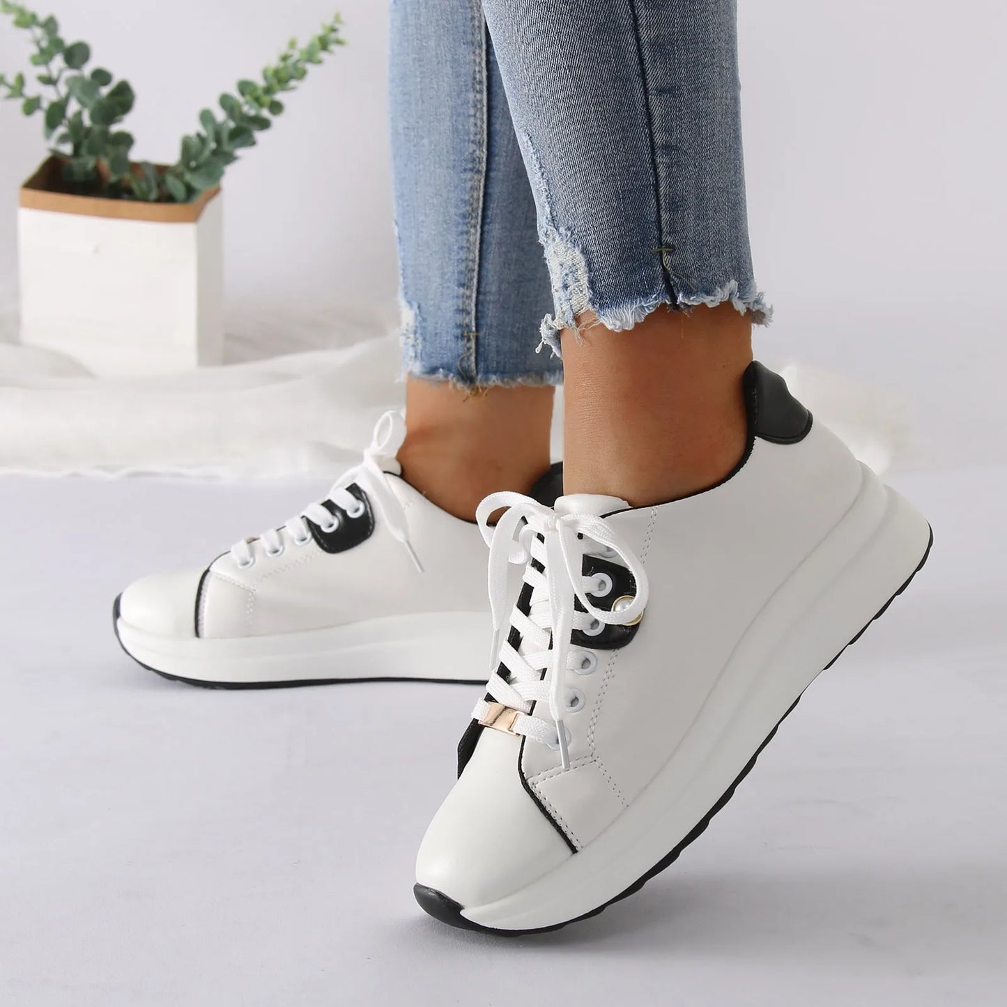 Tennis Shoes For Women Casual Fashionable Large Shoes/Woman Platform Sneakers Ladies Shoes On Offer