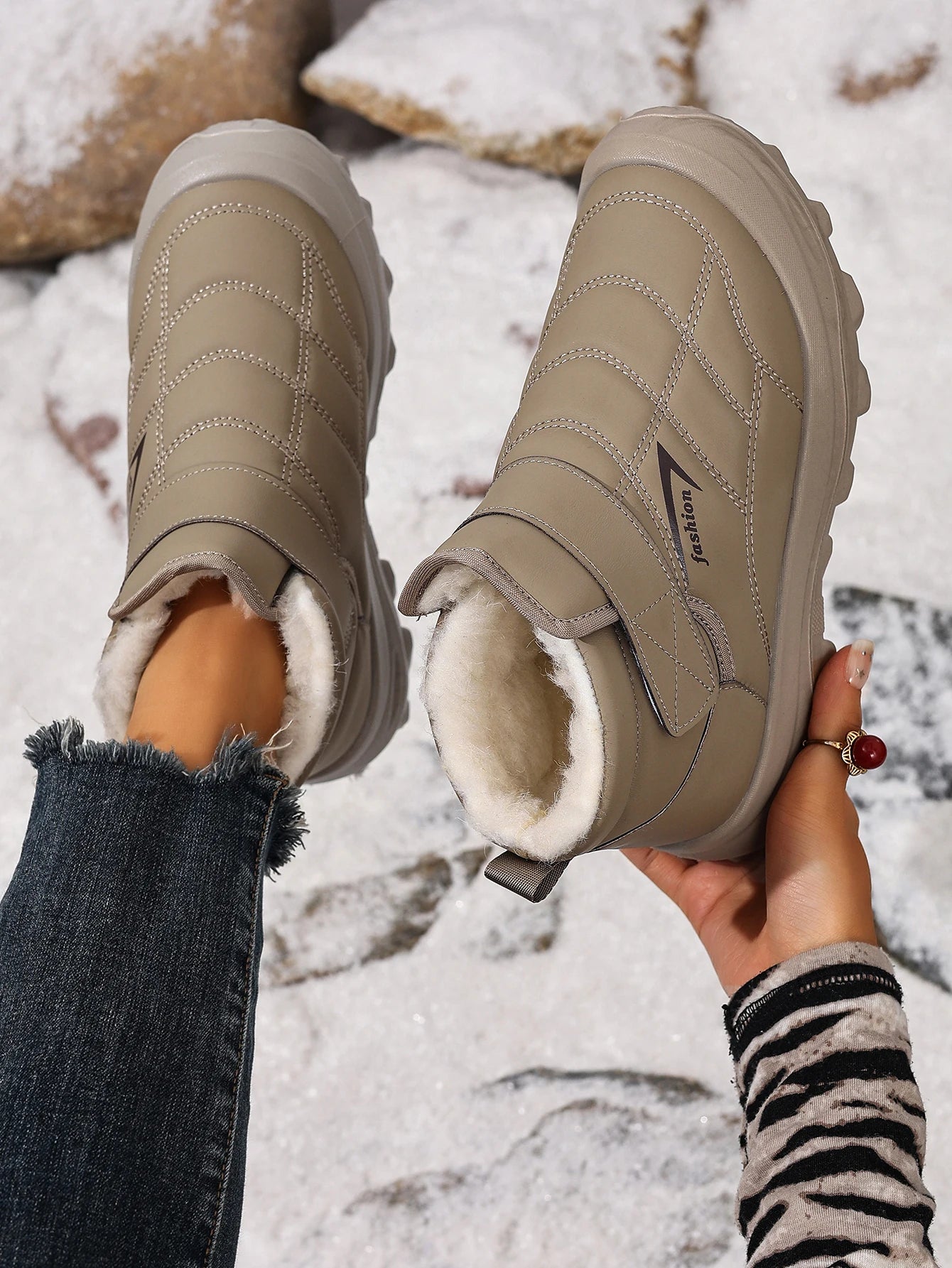 Women's cotton shoes for winter warm and comfortable casual/and versatile waterproof and anti-slip wear-resistant