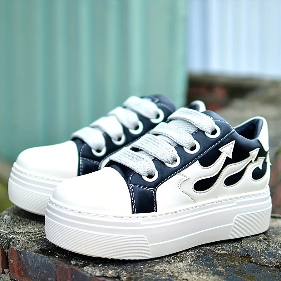 Black White Flatform Sports Shoes Casual Flame Fashion Women Sneakers/Combat Shoes For Girls Thick Bottom Tennis Shoes