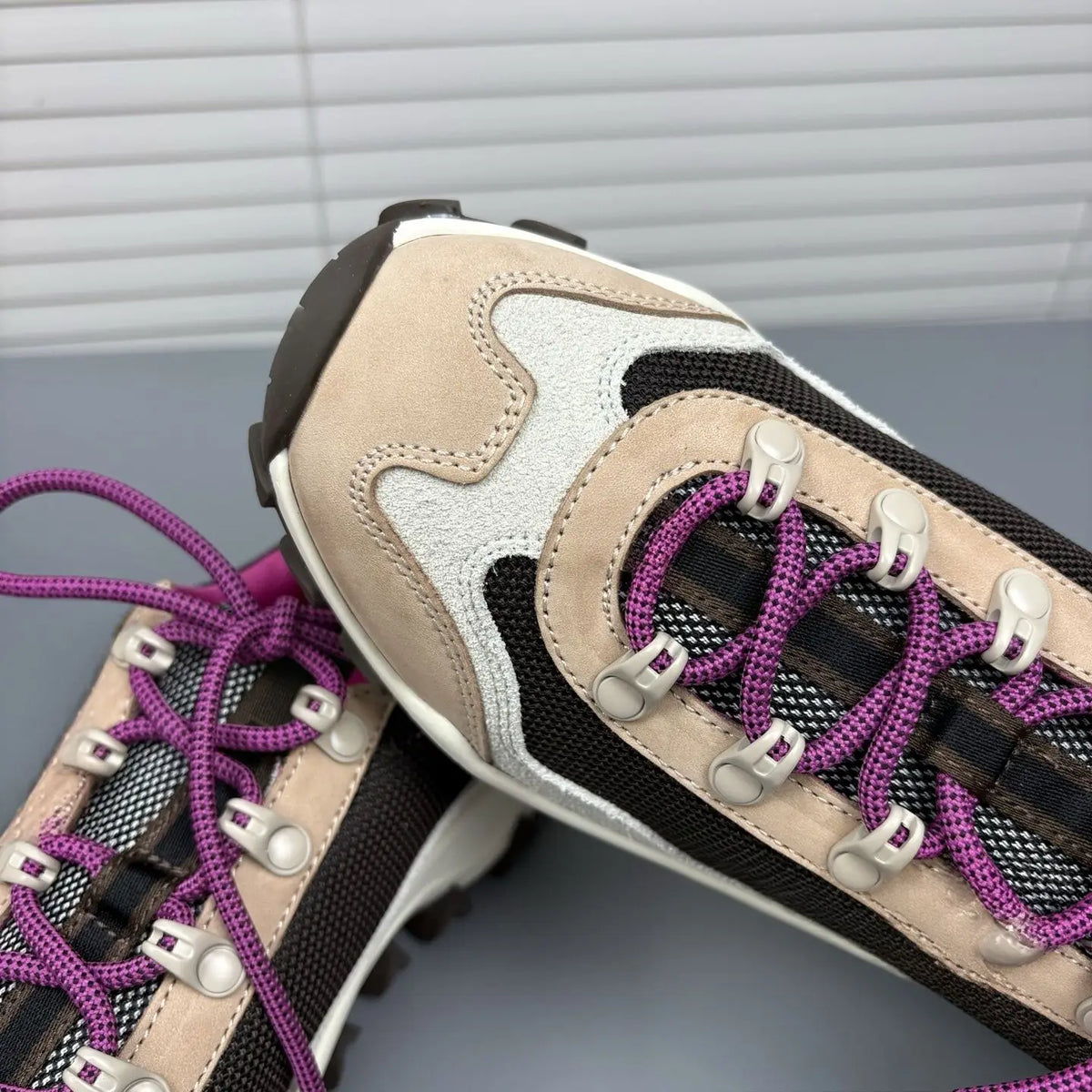 Flat‑Sole Daily‑Style Unisex Board Shoes Retro Lace‑Up Skate Sneakers/Breathable Synthetic Upper Shock‑Absorbing Insole Women Shoe