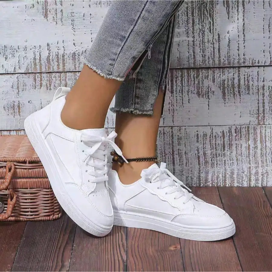 Women's/Men's All White Casual Sneakers Breathable Lace-Up Platform Shoes/Fashion Daily Walking Sneakers for All Seasons