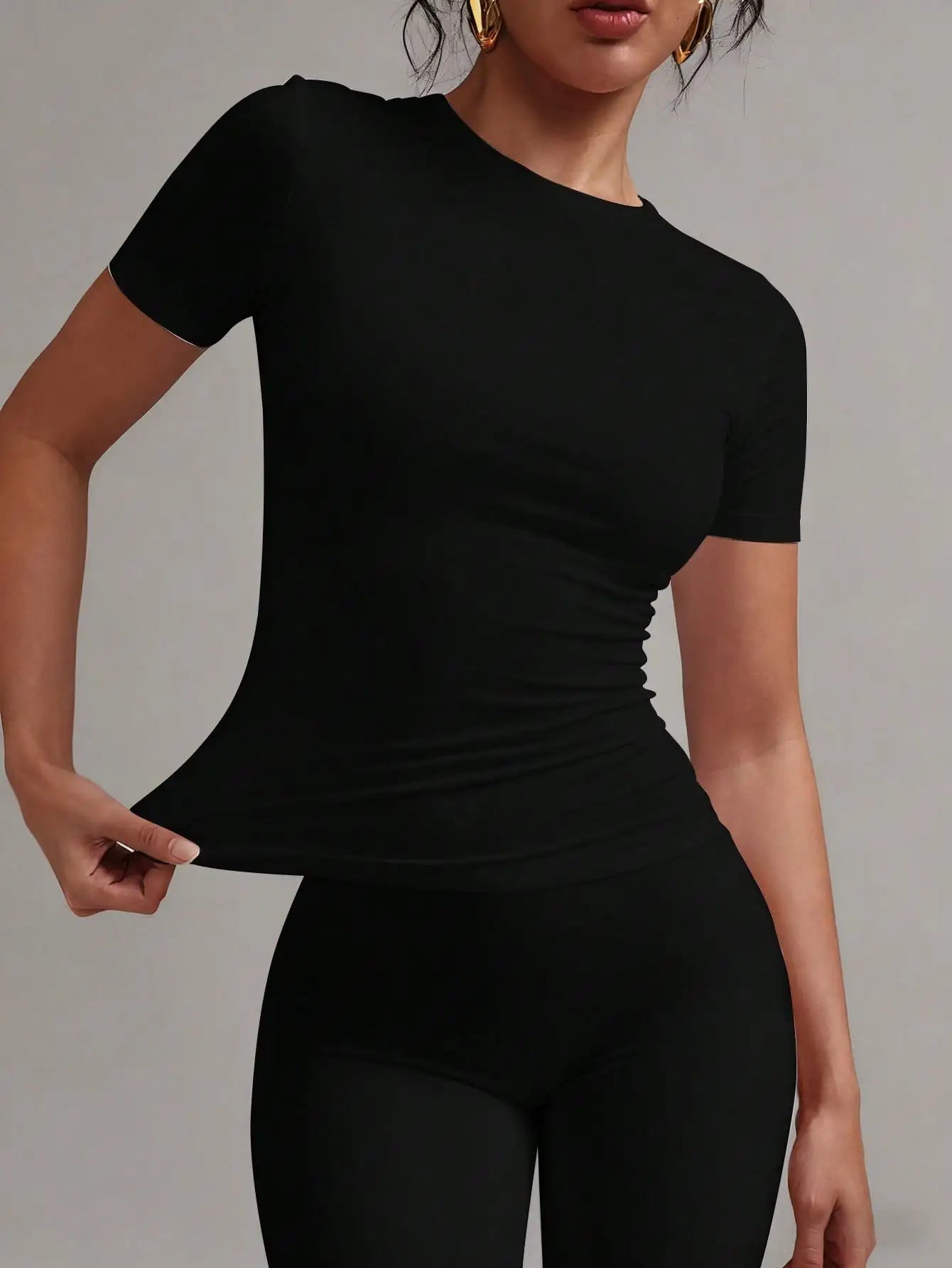 Women's White Solid Round Neck Short Sleeve/Fitted T-Shirt for Summer Casual Wear