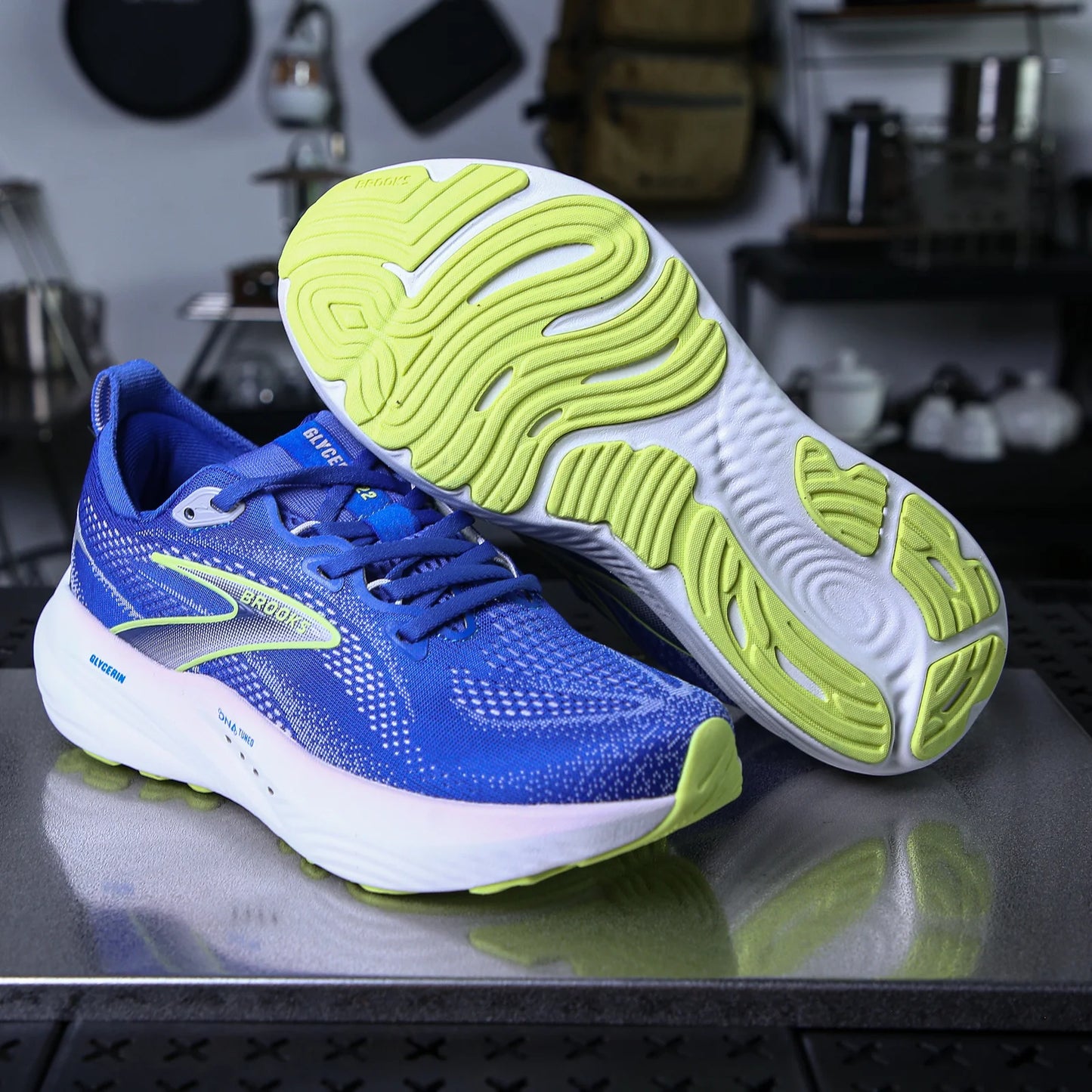 Marathon running shoes for men women carbon sole air cushion/breathable light comfortable non-slip fashionable sports shoes