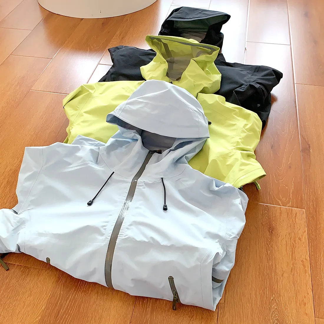 2026 New Storm Jacket Lovers Outdoor Sports Camping Mountain Skiing/Trend Fashion British Wind Leisure Waterproof Storm Jacket