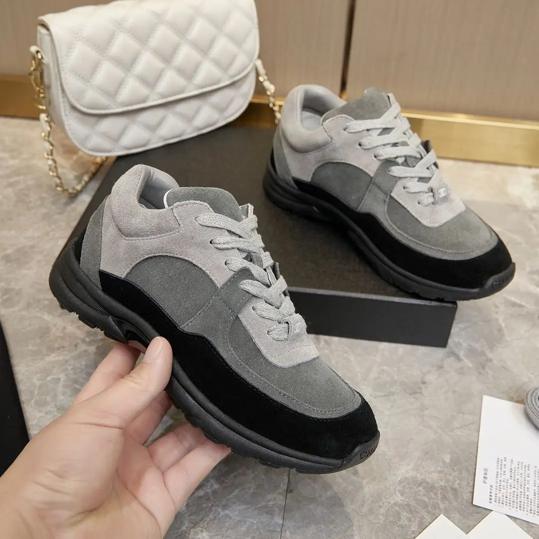 Off-white and Gray Color Mix Casual Skate Shoes/Flexible Upper Flat Skate Sneakers Anti-slip Wear-resistant Rubber Outsole