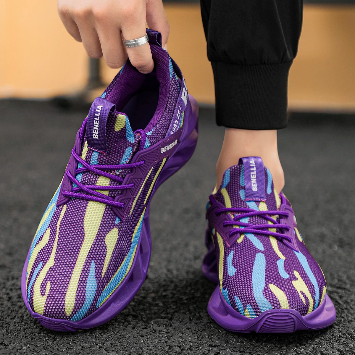 New Women's Blade Running Shoes Breathable/Slip-Resistant, Comfortable and Stylish for All-Day Wear