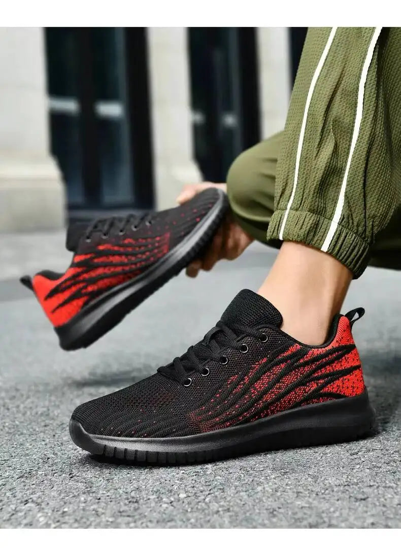 2026 Chef Non-Slip Four Seasons Breathable Hotel Work Light/Outdoor Men's Plus Size Casual Sports Walking Shoes