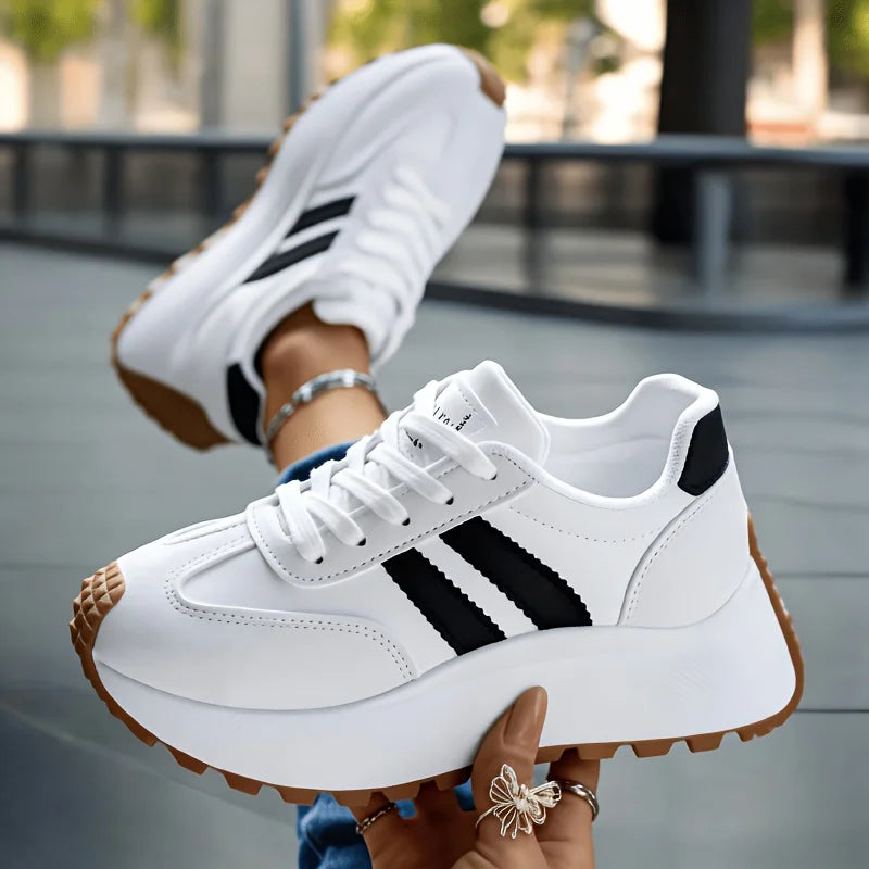 Women's Lace Up Platform Casual Sneakers Soft Synthetic Leather/Upper Non-Slip Rubber Sole Retro Walking Shoes