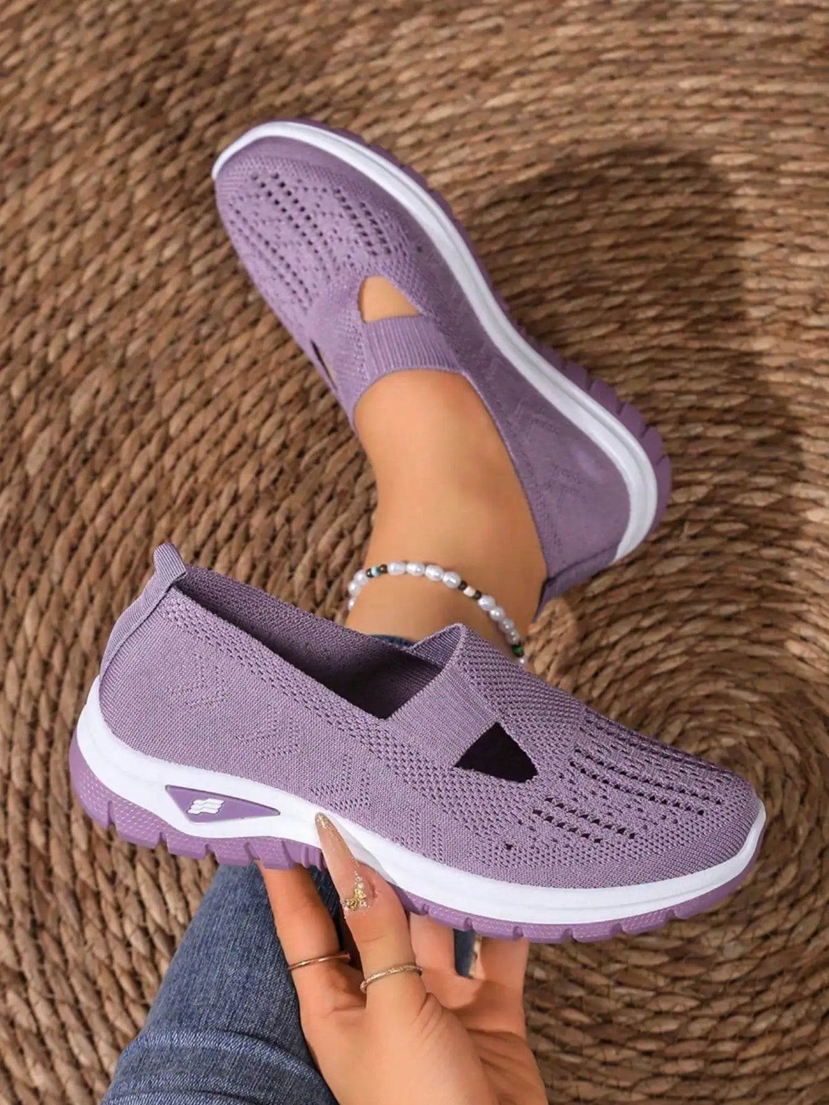 Women's Orthopedic Comfort Slip on Sneakers With Arch Support/And Skin-Friendly Foam Lightweight Walking Shoes Soft Cushioning