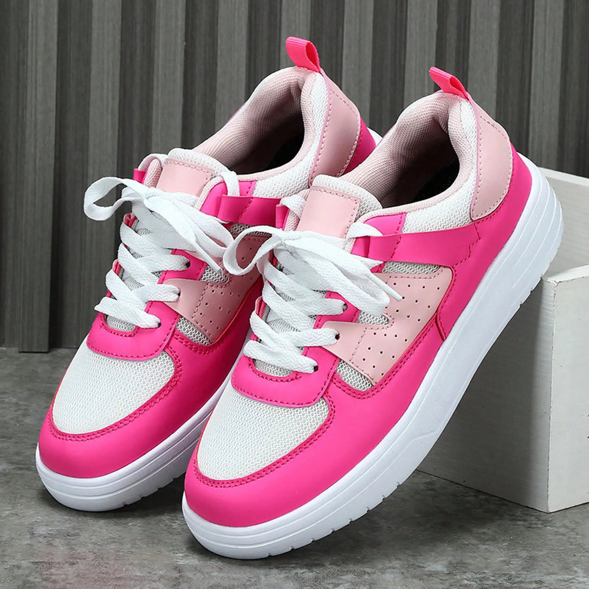Comfortable Sneakers For Men And Women/White And Pink Lightweight For Women Suitable For Walking