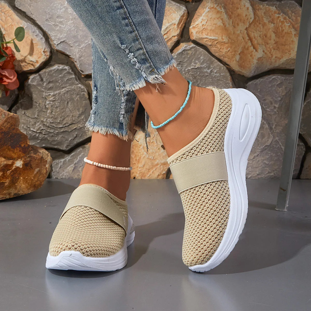 Women's Closed Toe Slip On Sneakers, Breathable Knit Mesh/Comfort Shoes Air Cushion Platform Walking Shoes for Daily Use