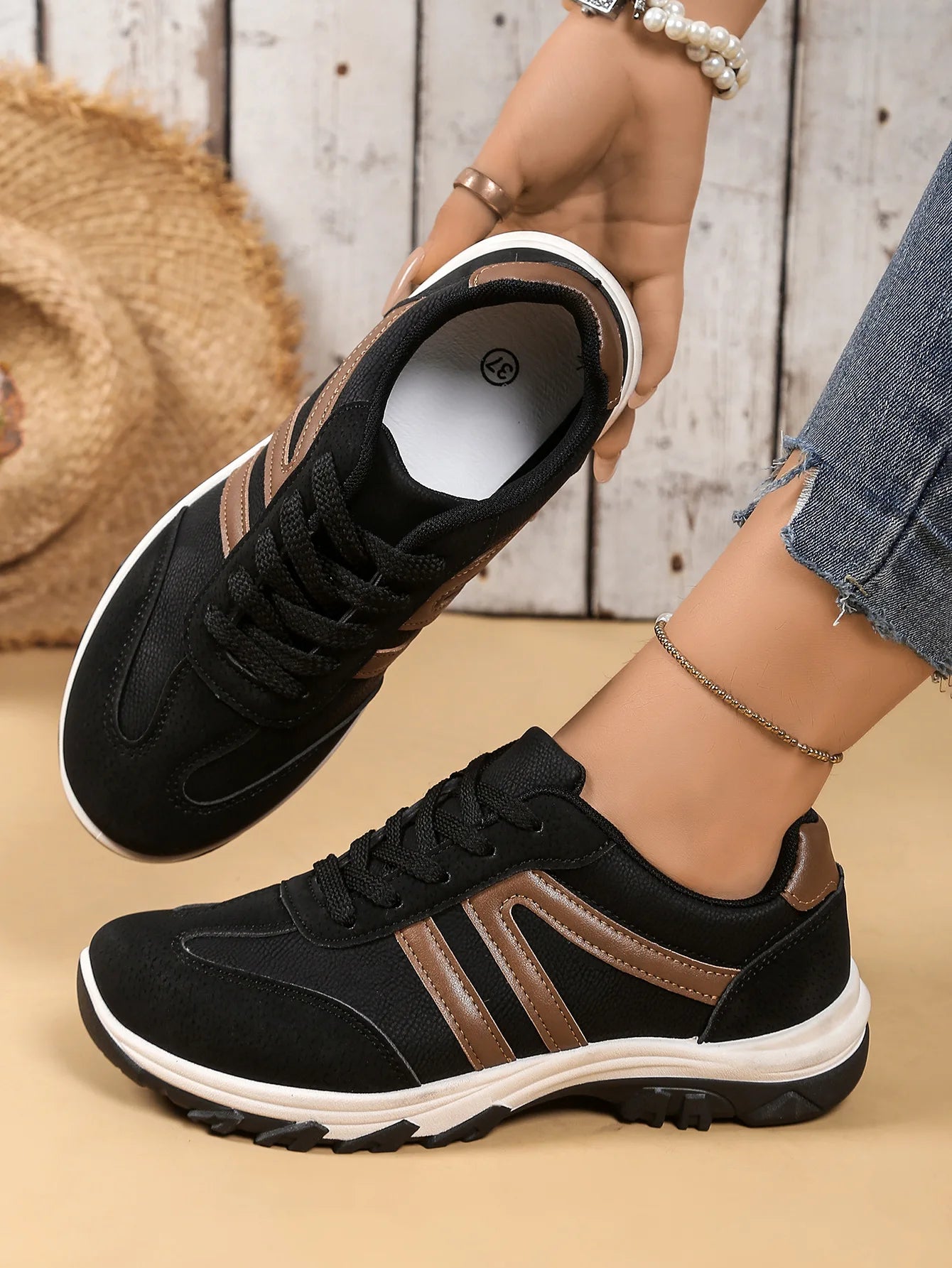 New Autumn/Winter Fashion Sneakers All-match Running Shoes/Comfortable Lightweight Sports Women's Shoes