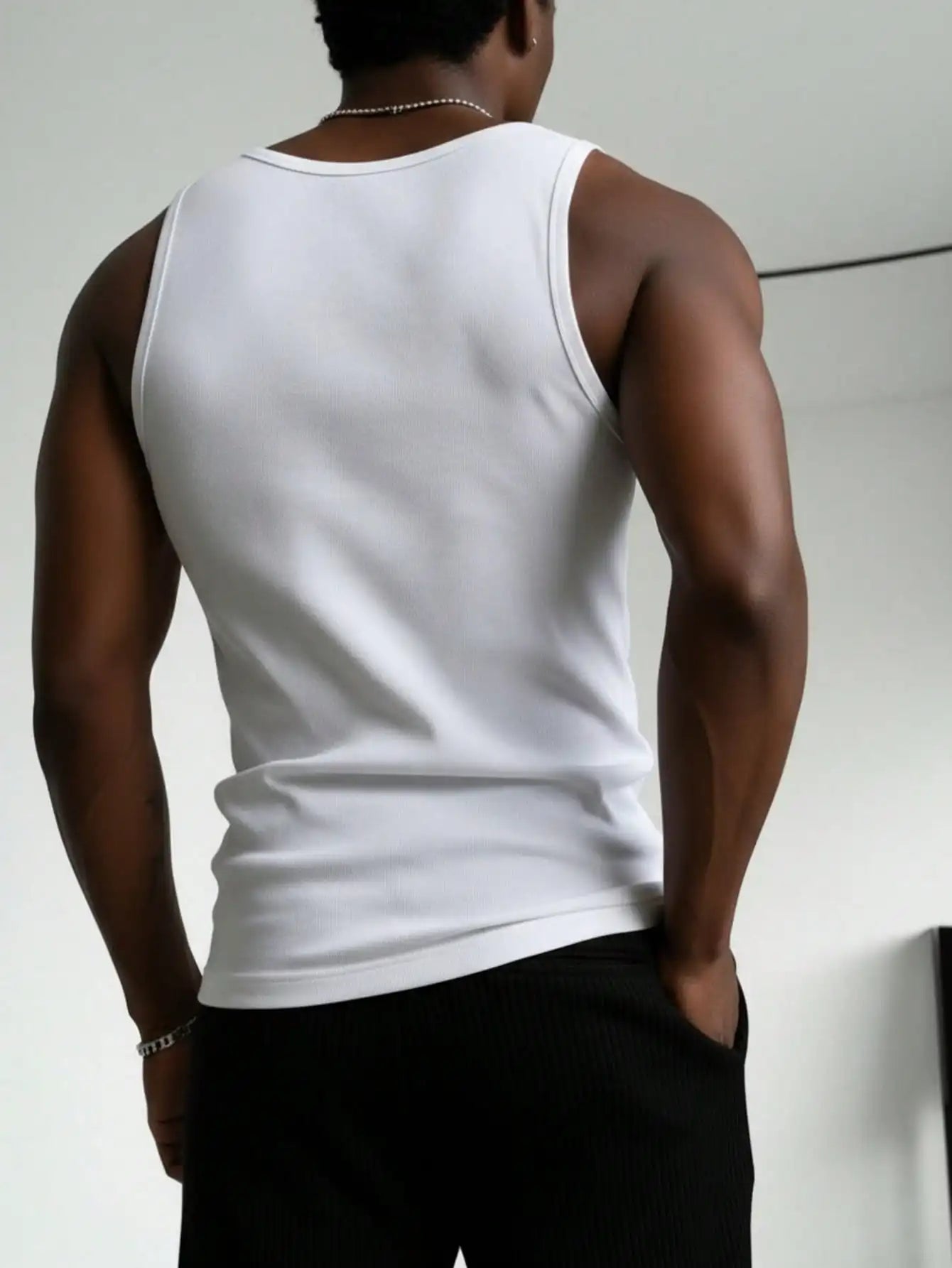 Men's Solid Color Tank Top Slim Fit U-Neck Sleeveless T-Shirt Basic/Casual Vest For Men Gym Workout Summer Streetwear Tops