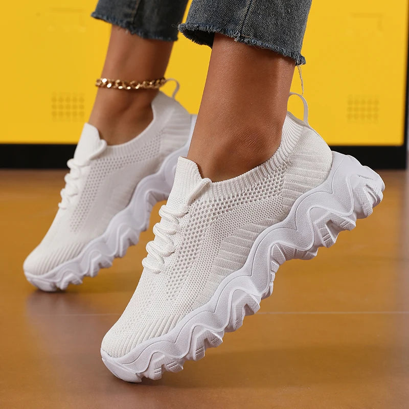 Women's Sports Shoes Comfortable Lightweight Sneakers Breathable/Mesh Platform Shoes Fashion Women's Outdoor Casual Shoes