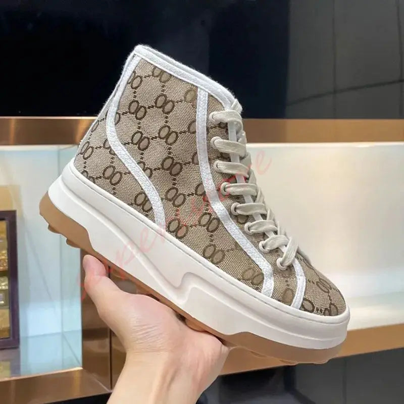 2026 Luxury Brand Famous Designer Women's Thick Soled Canvas Shoes/Retro Height Increasing Casual Correct Version Canvas Shoes