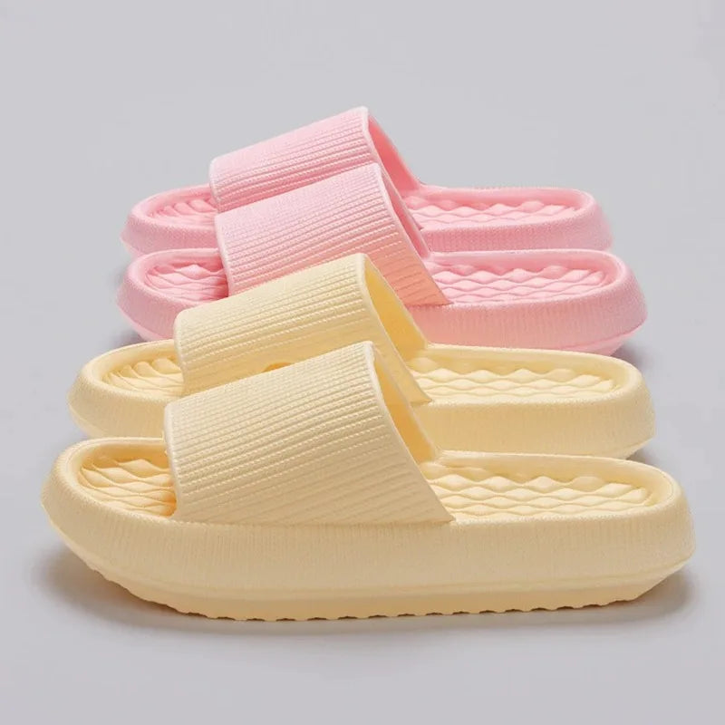 4cm Summer Non-slip Soft Cloud Slippers Women Comfy Thick/Platform Slides Woman Couple Bathroom Home Flip Flops