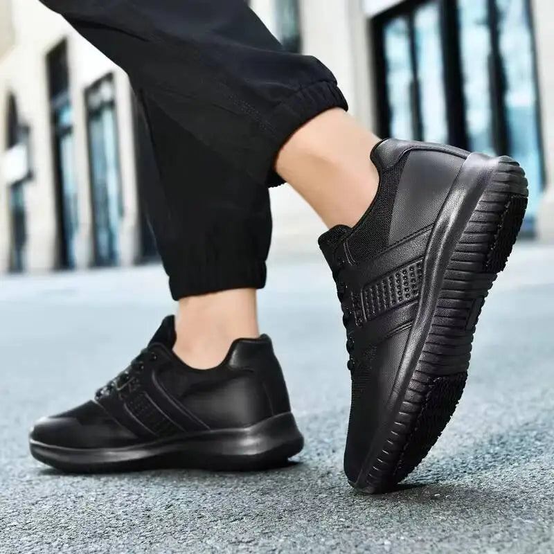 2026 Chef Non-Slip Four Seasons Breathable Hotel Work Light/Outdoor Men's Plus Size Casual Sports Walking Shoes