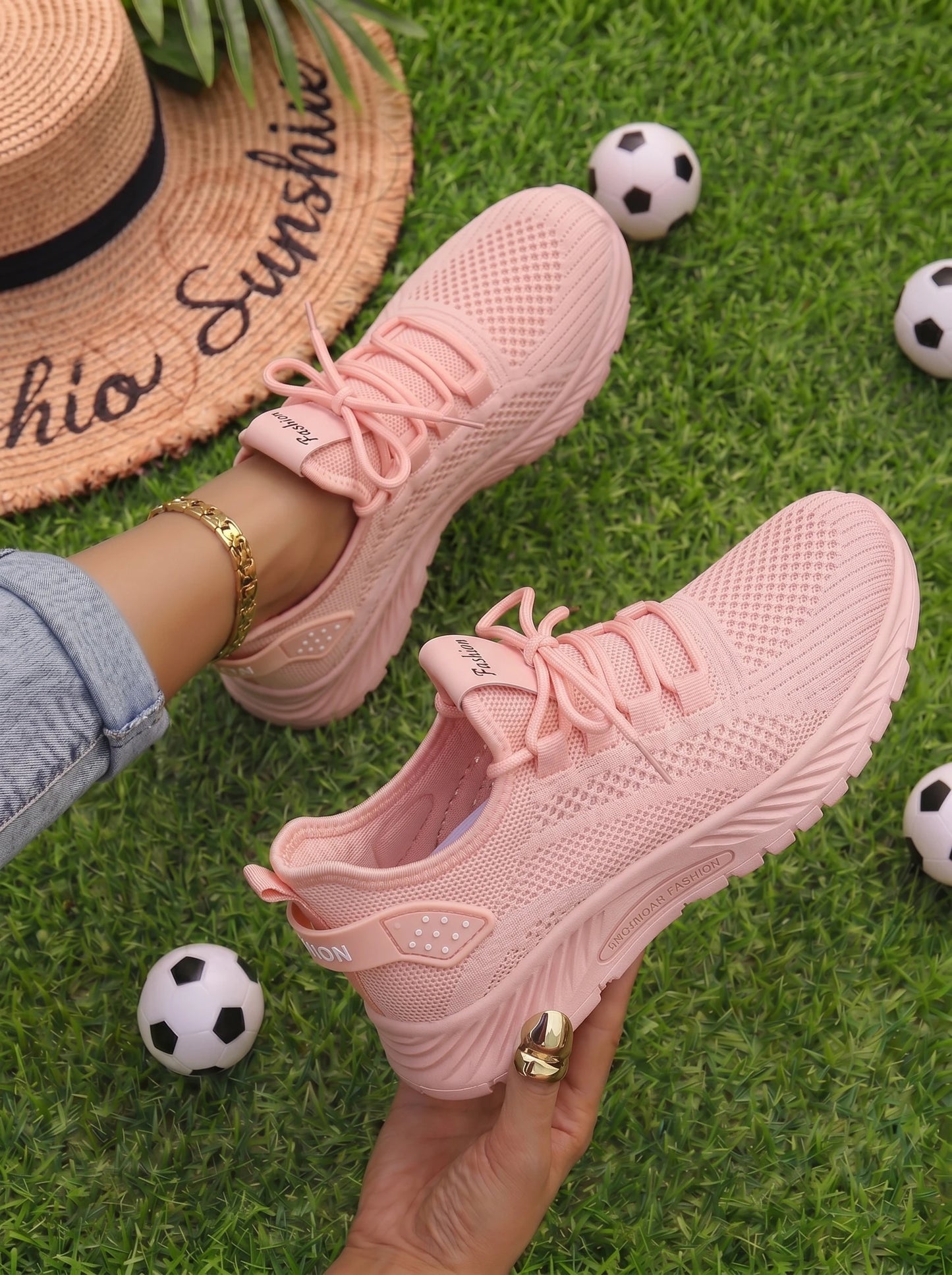 Women Comfort Knit Mesh Slip-on Sneakers Lightweight Non-slip Soft Sole for Daily Outdoor Workout Comfortable Lightweight Knit