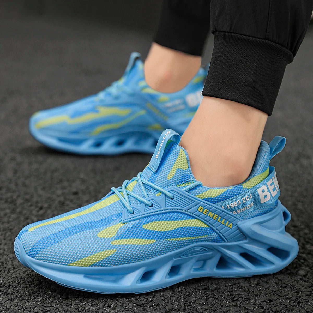 New Women's Blade Running Shoes Breathable/Slip-Resistant, Comfortable and Stylish for All-Day Wear
