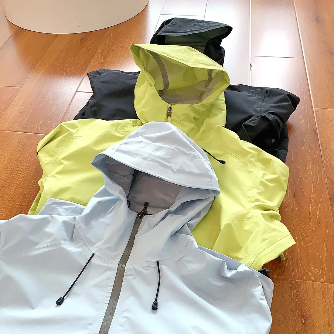 2026 New Storm Jacket Lovers Outdoor Sports Camping Mountain Skiing/Trend Fashion British Wind Leisure Waterproof Storm Jacket