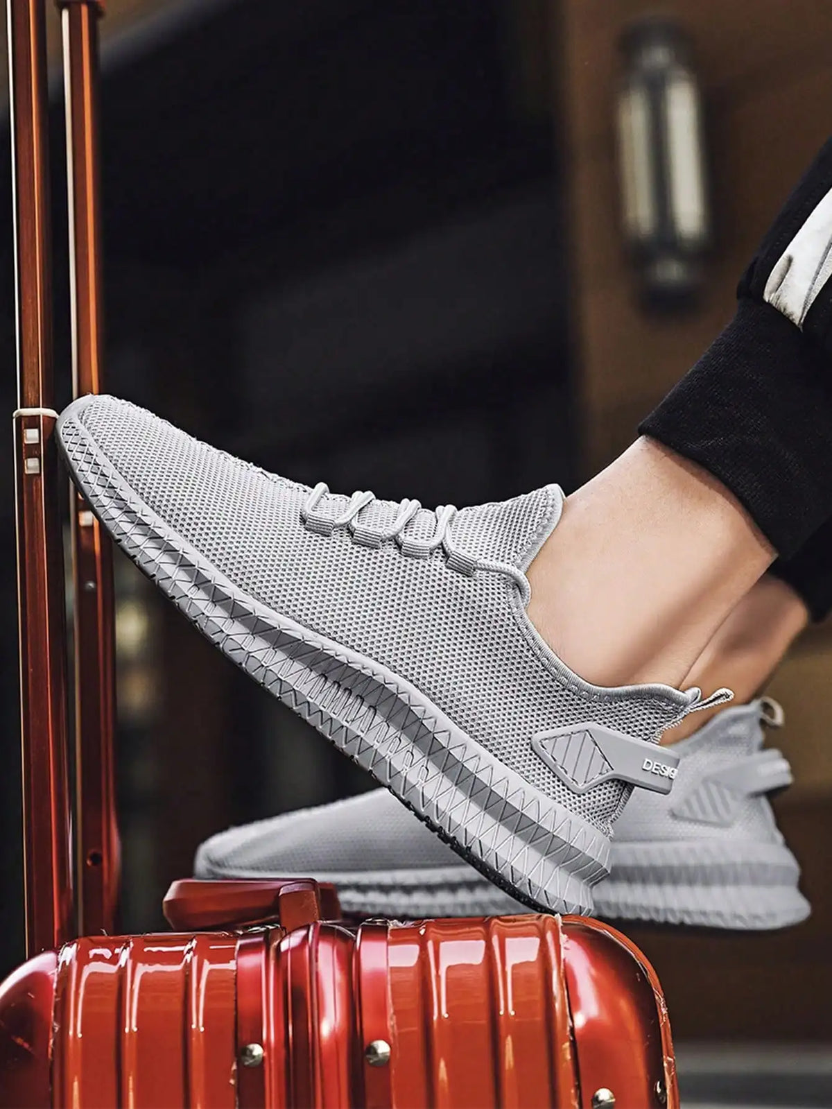 Men's Low-Help With Anti-Slip And Wear-Resistant Four Seasons/Breathable Fashion Lightweight Men's Shoes Casual Shoes Running