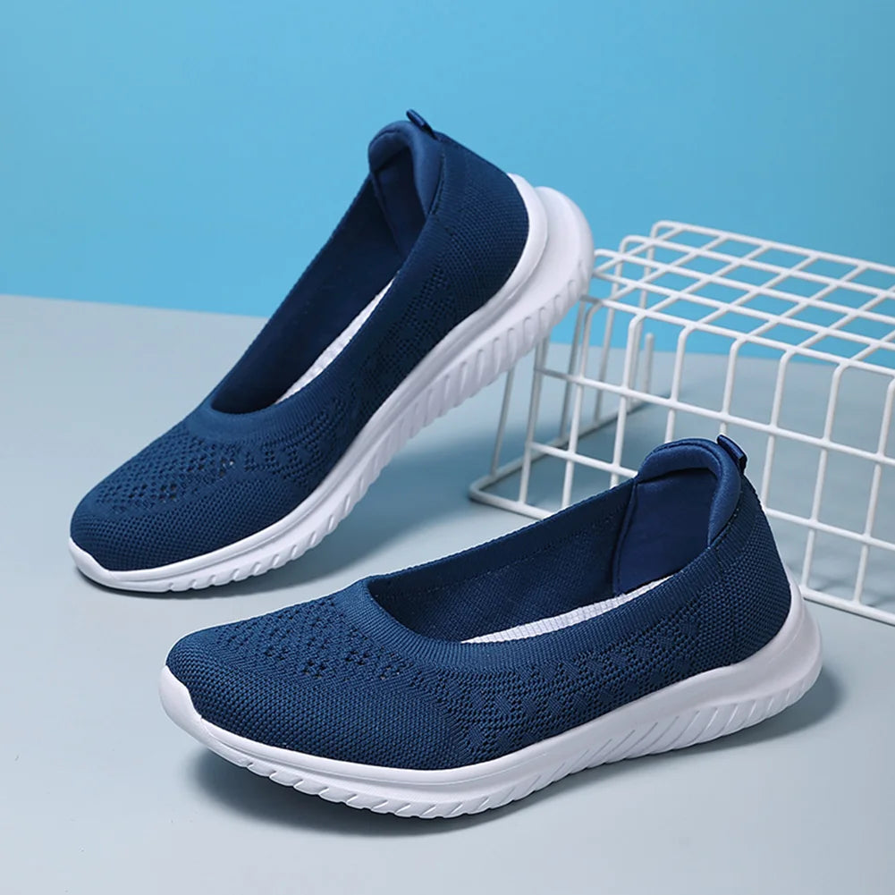 Women Knit Sneakers Slip On Flat Shoes Lightweight Loafers/Walking Sneakers Nursing Flats for Indoor Outdoor