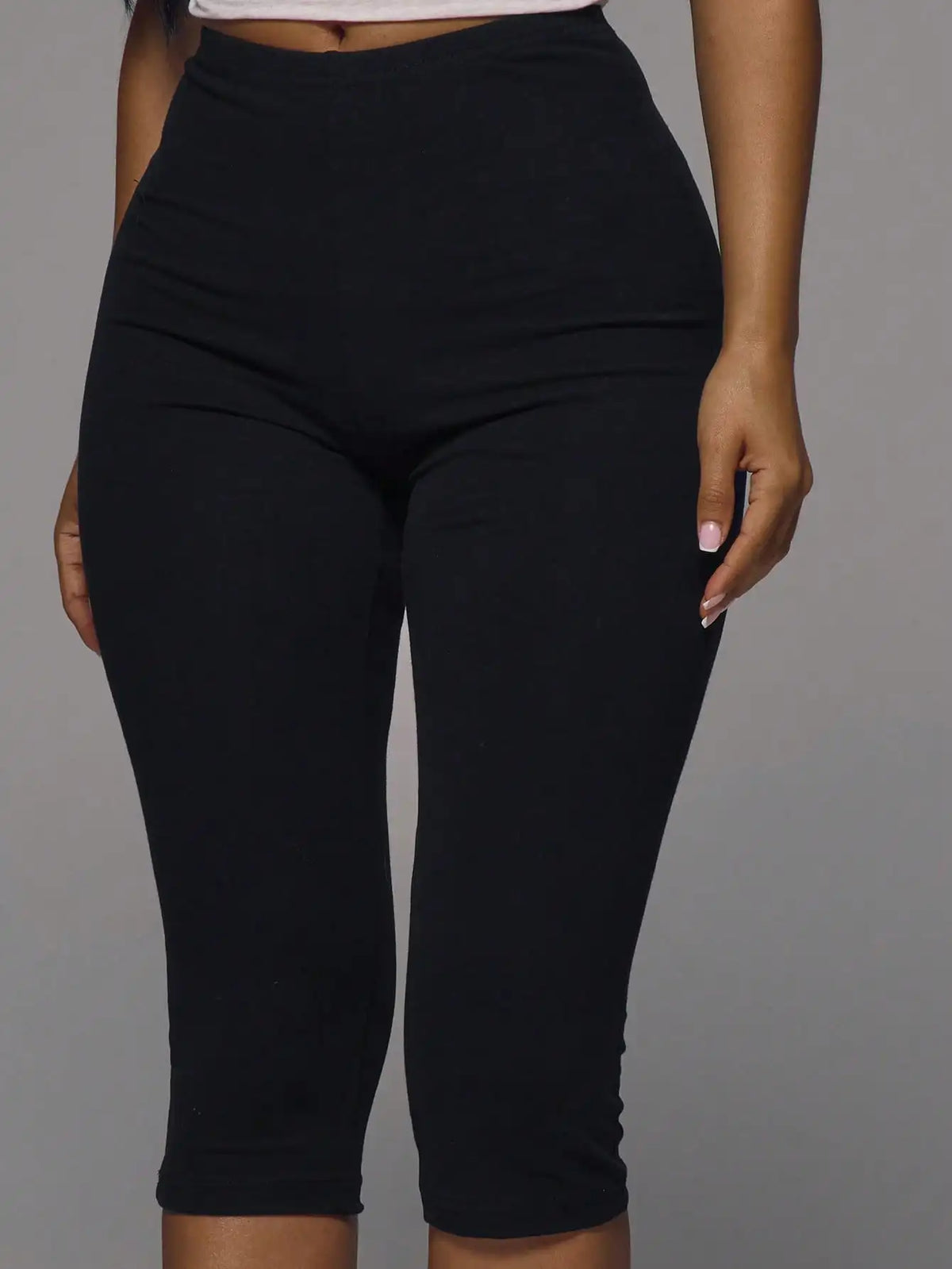 MUSERA ESSENTIALS Cotton Blended Fitted Capri Pants Leggings/Spring Summer Holiday Everyday Cute Daily Basics Simple