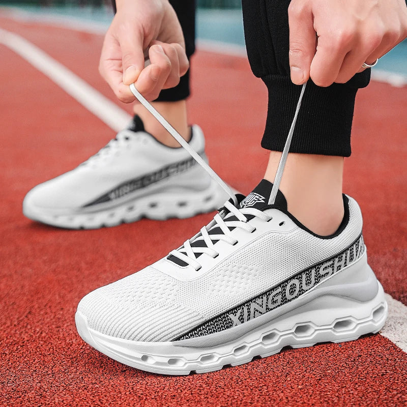 New men shoes Couple Mesh Sneakers Breathable Sports/Casual Shoes with Anti-Slip and Cushioning Running Shoes
